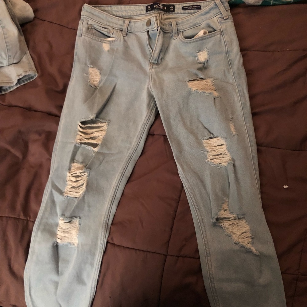 Light blue ripped jeans